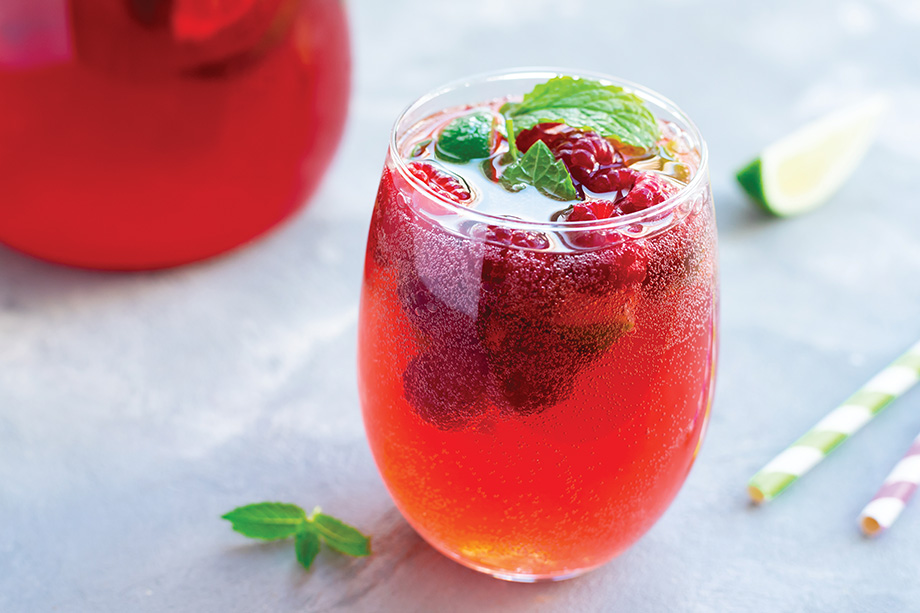Summer berry beverage with sparkling water