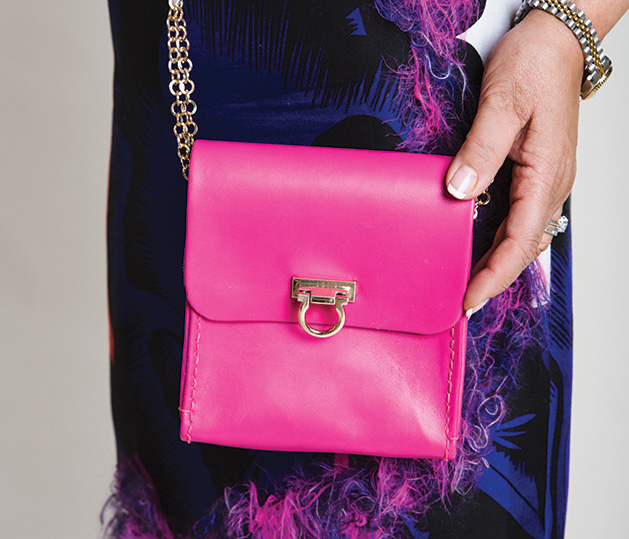 Wayzata Designer Finds Her Fashion Niche in Handbags