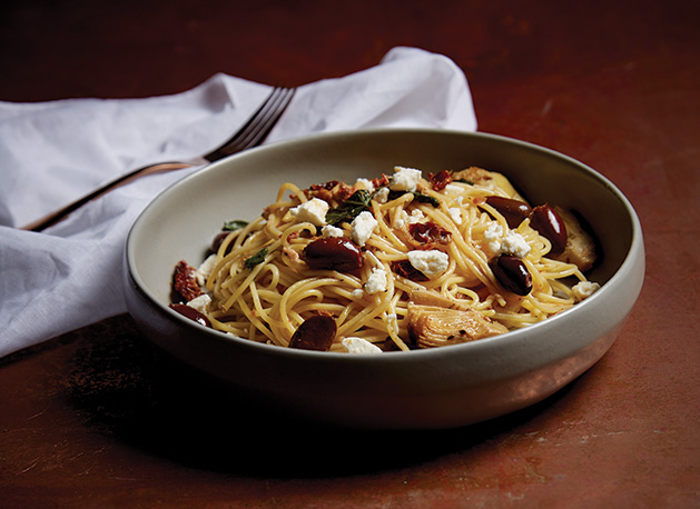Recipe: Mediterranean Chicken Pasta is a Weeknight Family Favorite