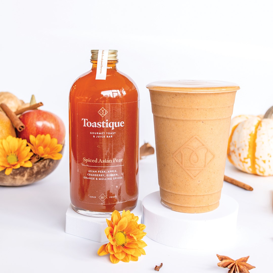 The Fall Spiced Pumpkin Smoothie features Asian pear, apple, orange, cranberry, ginger, cinnamon and mulling spice.