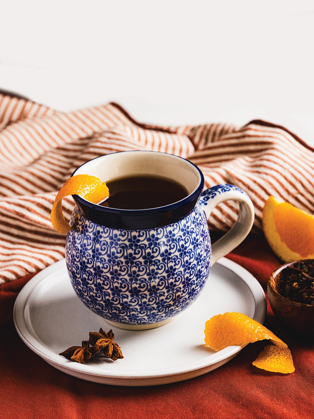 Spiced Apple Cider With Irish Whiskey. Mug: Ceramika Artystyczna Polish Pottery Bubble Mug, handmade in Poland; The Abundant Kitchen, Excelsior. Photo: Chris Emeott