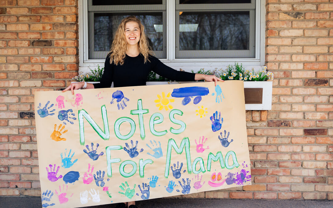 Notes for Mama Encourages Creativity
