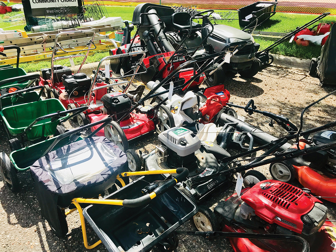 Calling all cabin owners: Here’s your chance to outfit your lakehome with yard equipment of all sorts and brands.