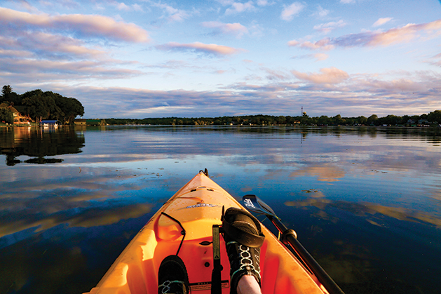 Lens on Lake Minnetonka: Capturing the Great Outdoors