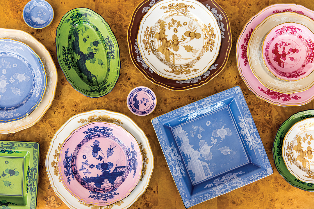 For buyers interested in mixing and matching with vibrant colors and lasting design, Ginori 1735’s Oriente Italiano Malachite features beautiful, handcrafted porcelain pieces in gorgeous and coordinating colors, including Albus (white and black), Aurum (white and gold), Azalea (lavender and blue), Castagna (newest/brown and white), Citrino (yellow and blue), Iris (aqua blue and blue), Malachite (green and blue), Meringa (newest/taupe and white), Pervinca (periwinkle and blue) and Popora (pink and red).