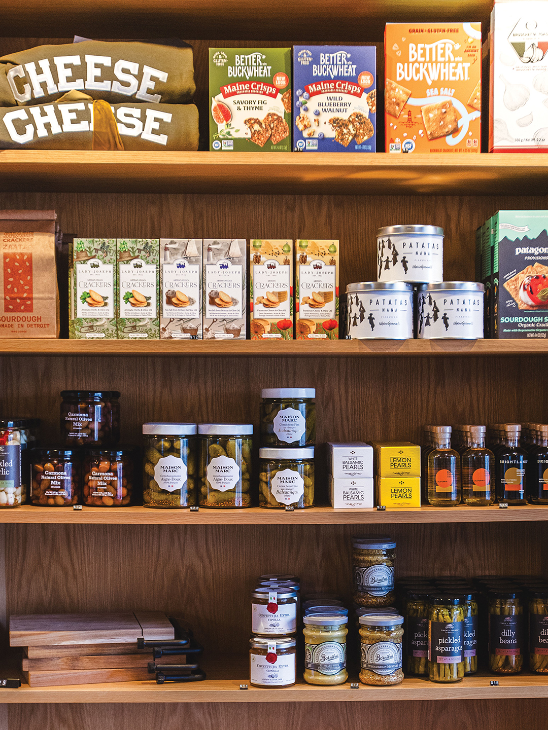 Fromage Co. shop shelves