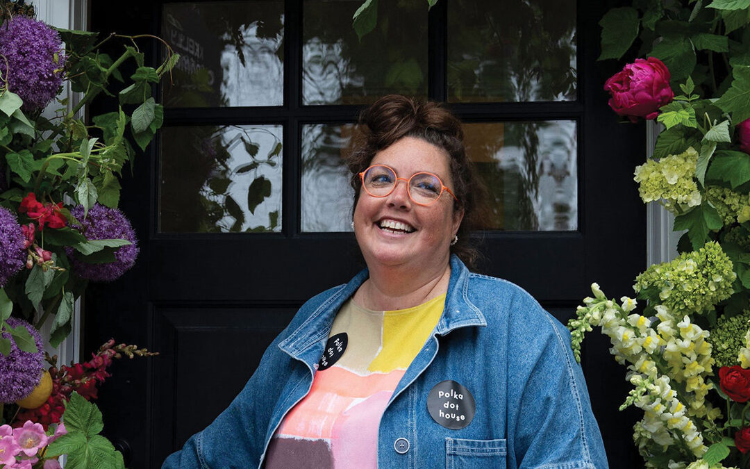 Meet Local Artist Kelly Carámbula