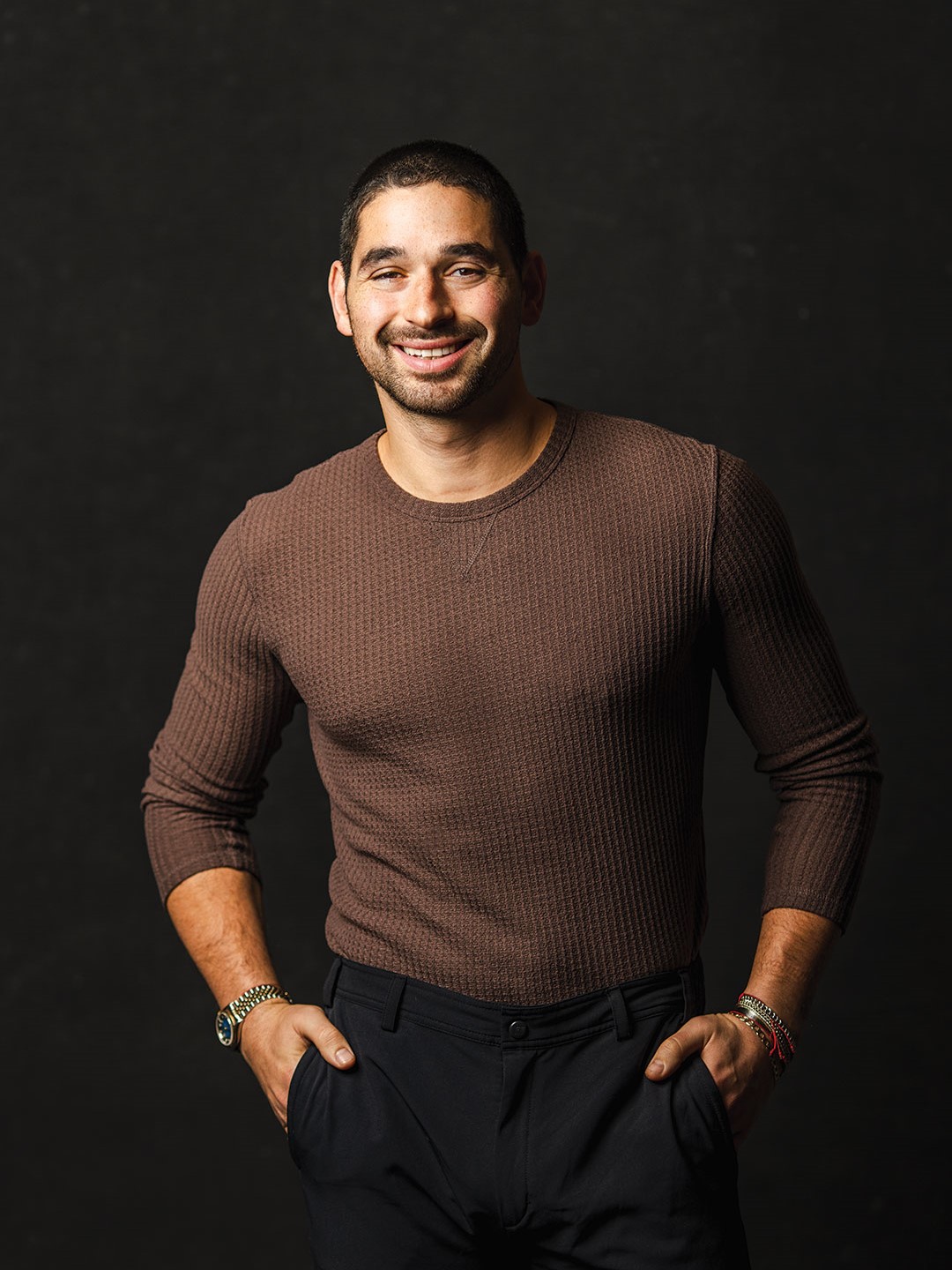 Even after more than a decade in California, Alan Bersten is often identified as a Midwesterner for his quiet and caring demeanor. “Minnesota Nice is a very real thing,” he says. “I don’t know any different … I feel like everyone in Minnesota is very compassionate and nice, and I feel like it helped shape me in a really good way.” 