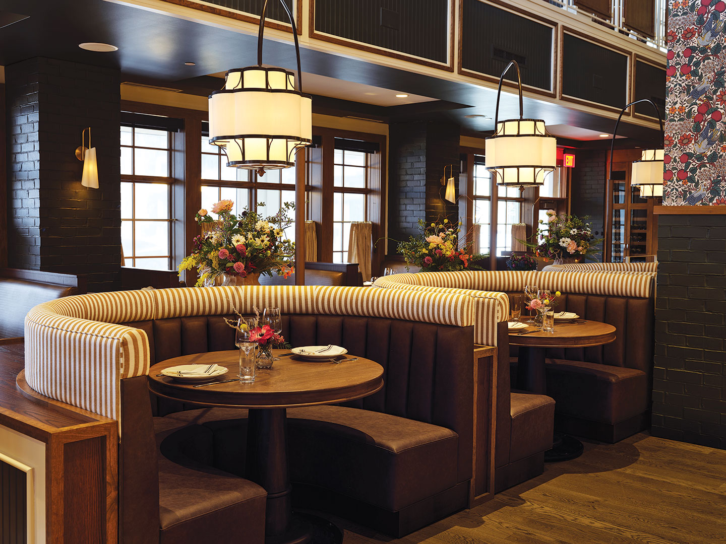 Belle & Grey dining room booths