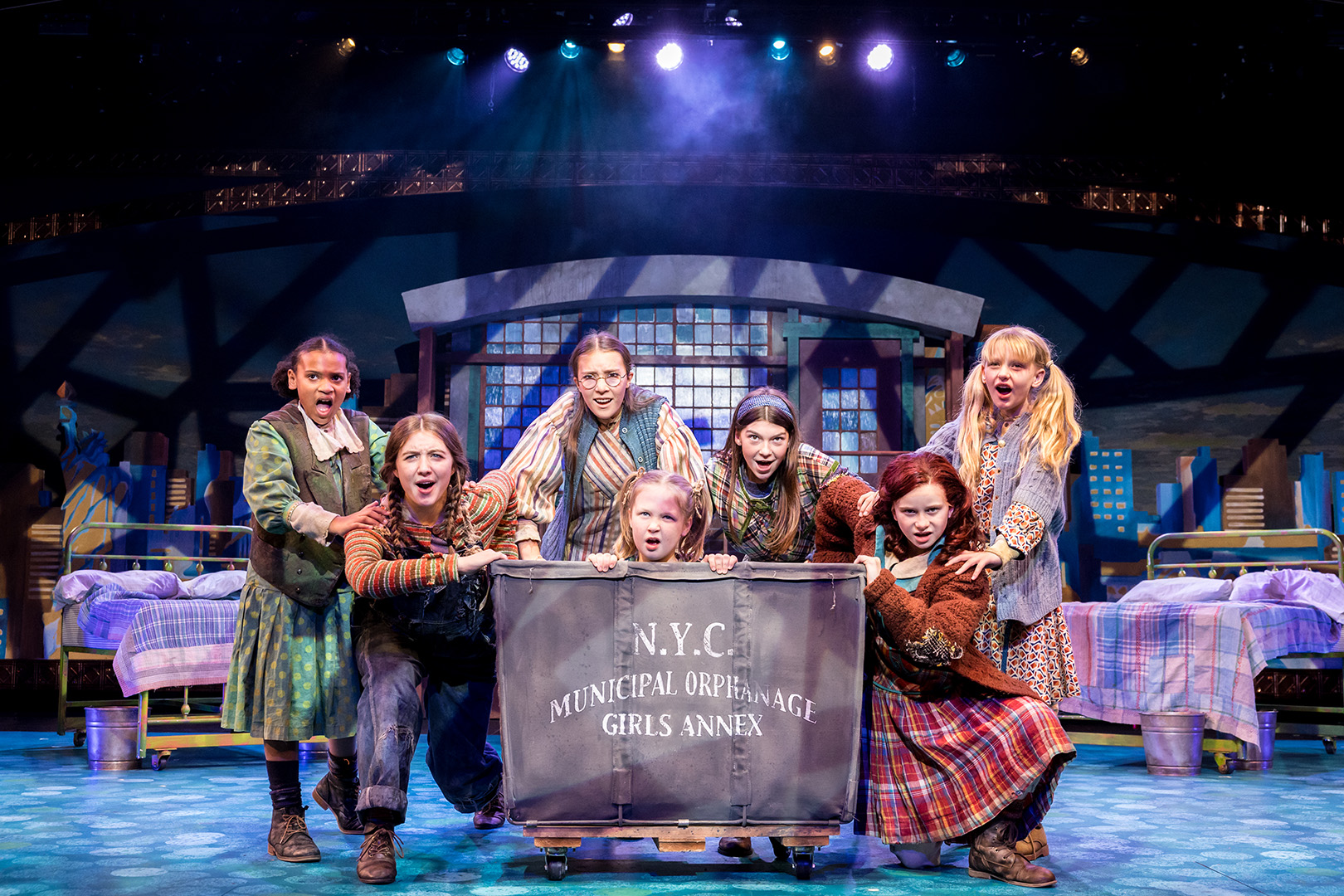 Orphans in Chanhassen Dinner Theatres production of Annie
